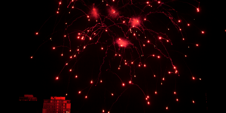 Loeil Et La Nuit Group Show De 18 Artistes à Linstitut